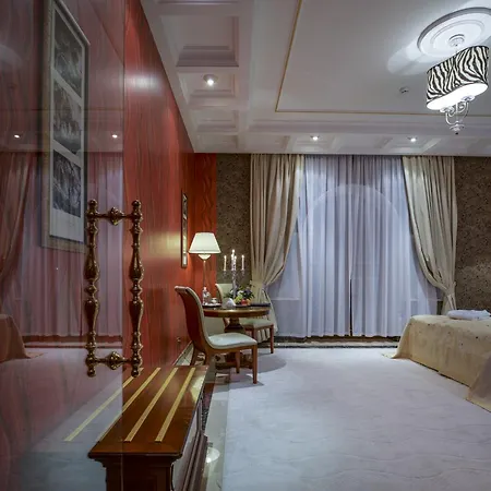 La Gioconda Boutique מלון 5*